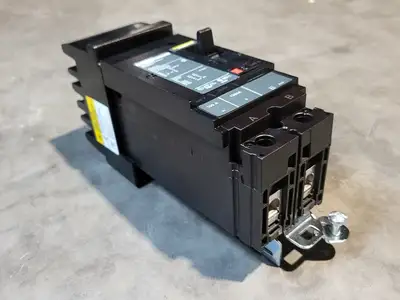NEW SQUARE D HDA261001