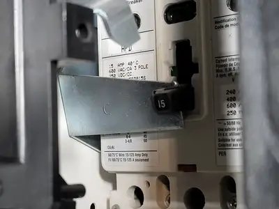 5 hp, 600 Volts, 3-Phase VFD SVX004A1-5A4N1 Bucket for Freedom 2100 MCC Frame
