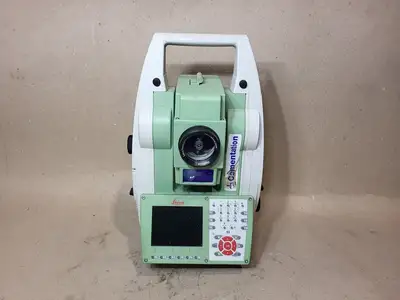 NEW LEICA TS15 R400