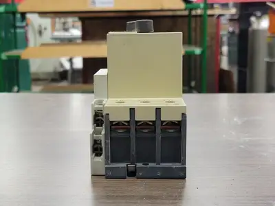 USED SIEMENS 3VE3000-2HA00