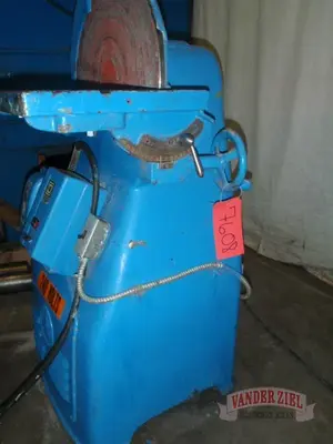 Used MASTER _UNKNOWN_ Belt Grinders Including Sanders Michigan US | Vander Ziel Machinery Sales #482832