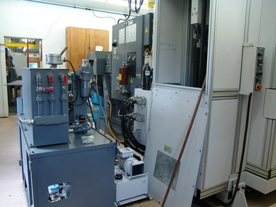 USED 2004 OKUMA MU-400VA