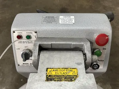 USED ROBOT COUPE R10