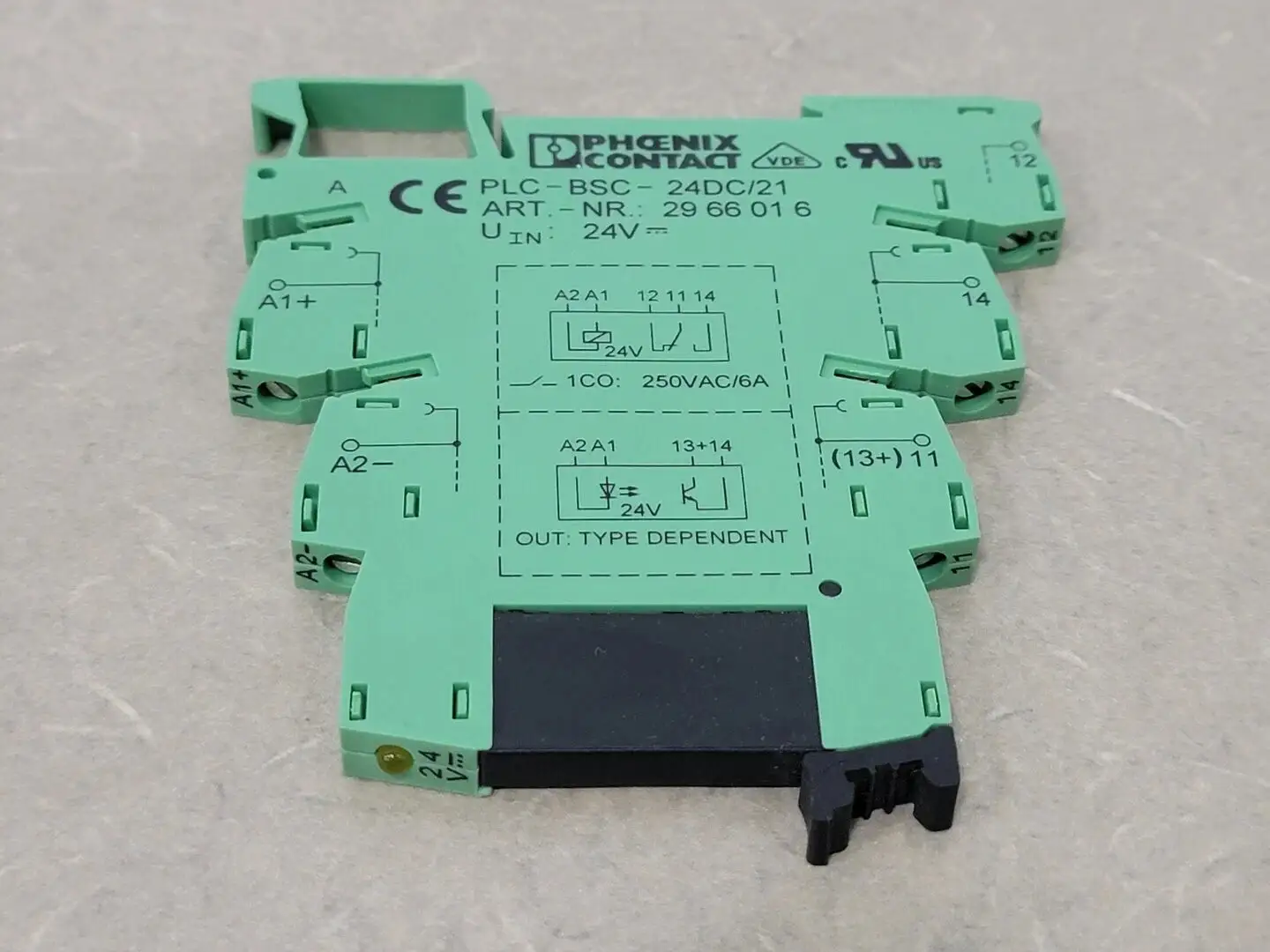 USED PHOENIX CONTACT PLC-BSC-24DC/21