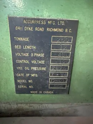 250 TON X 12' ACCURPRESS MODEL #725012 HYDRAULIC PRESS BRAKE: YOBRO #24251