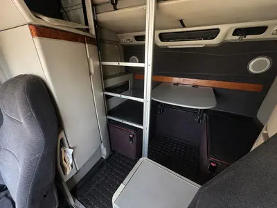 Used 2006 VOLVO VNL1967 Conventional trucks Ohio US | Proxy Equipment #1425972