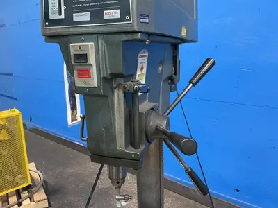 Used DAYTON 3Z713 Heavy Duty & Sensitive Single Spindle Drills Ohio US | HGR 24 #1443246