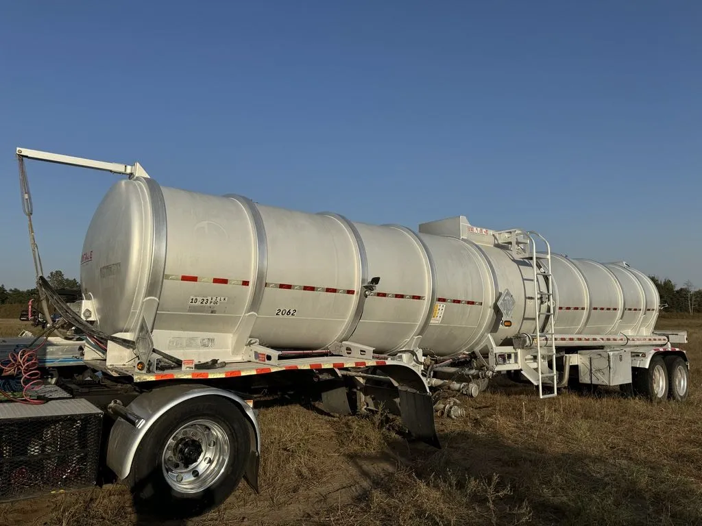 Used 2015 VANTAGE VC-8400 Tanker Trailers Minnesota US | Carco Truck & Equipment #1514226