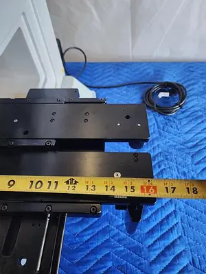 USED NIKON L200