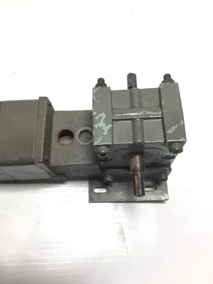 Mitsubishi GM-JW Geared Motor 3/3.6 RPM 1:5 Gear Ratio