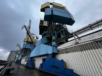 USED 1983 BUHLER GRAIN UNLOADERS