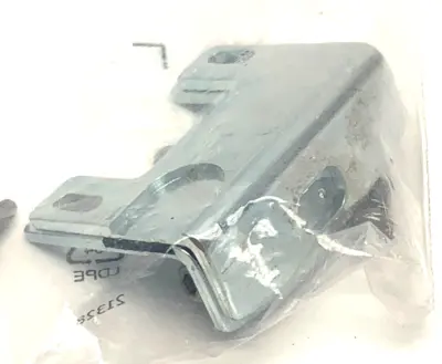 New | in-Stock Festo Valve Mounting Bracket Pump & Valve Parts Michigan US | Maverick Industrial Sales #1495905