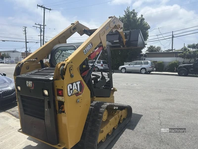 Used 2019 CATERPILLAR 239D3 Compact Track Loaders California US | Lillo Machinery #1403786