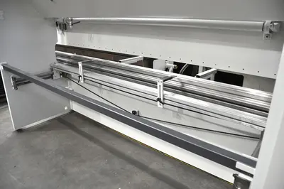 USED LVD PPBL-H 135 TON X 4100 MM