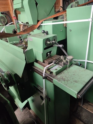 TOS Universal Cylindrical Grinder