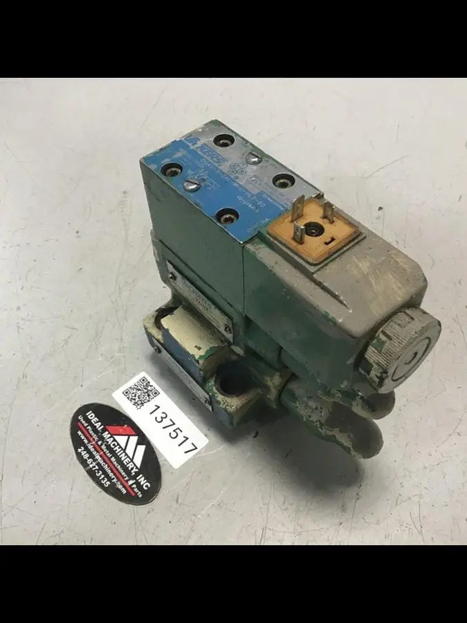 USED VICKERS DG4V-3-2AL-M-U-HL7-60