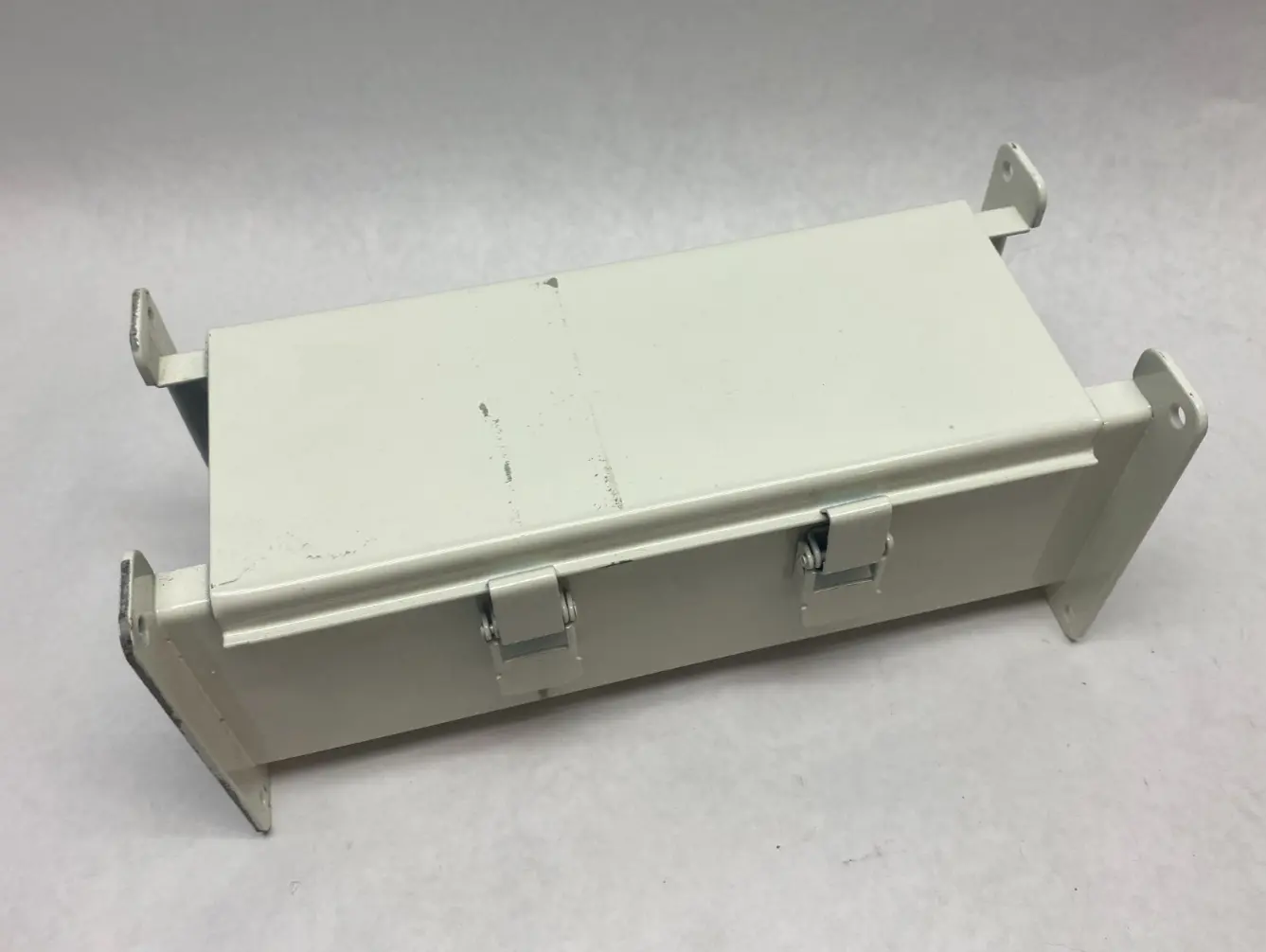 USED HOFFMAN NVENT HINGED COVER WIREWAY SECTION 4 X 4 X 12" PAINTED WHITE