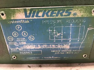 USED VICKERS DGMX2-5-PP-FW-S-30
