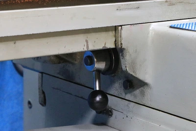 USED 1984 MITSUI MSG-200MH, 1984, 1-AXIS DRO, ROLLER BEARING TABLE