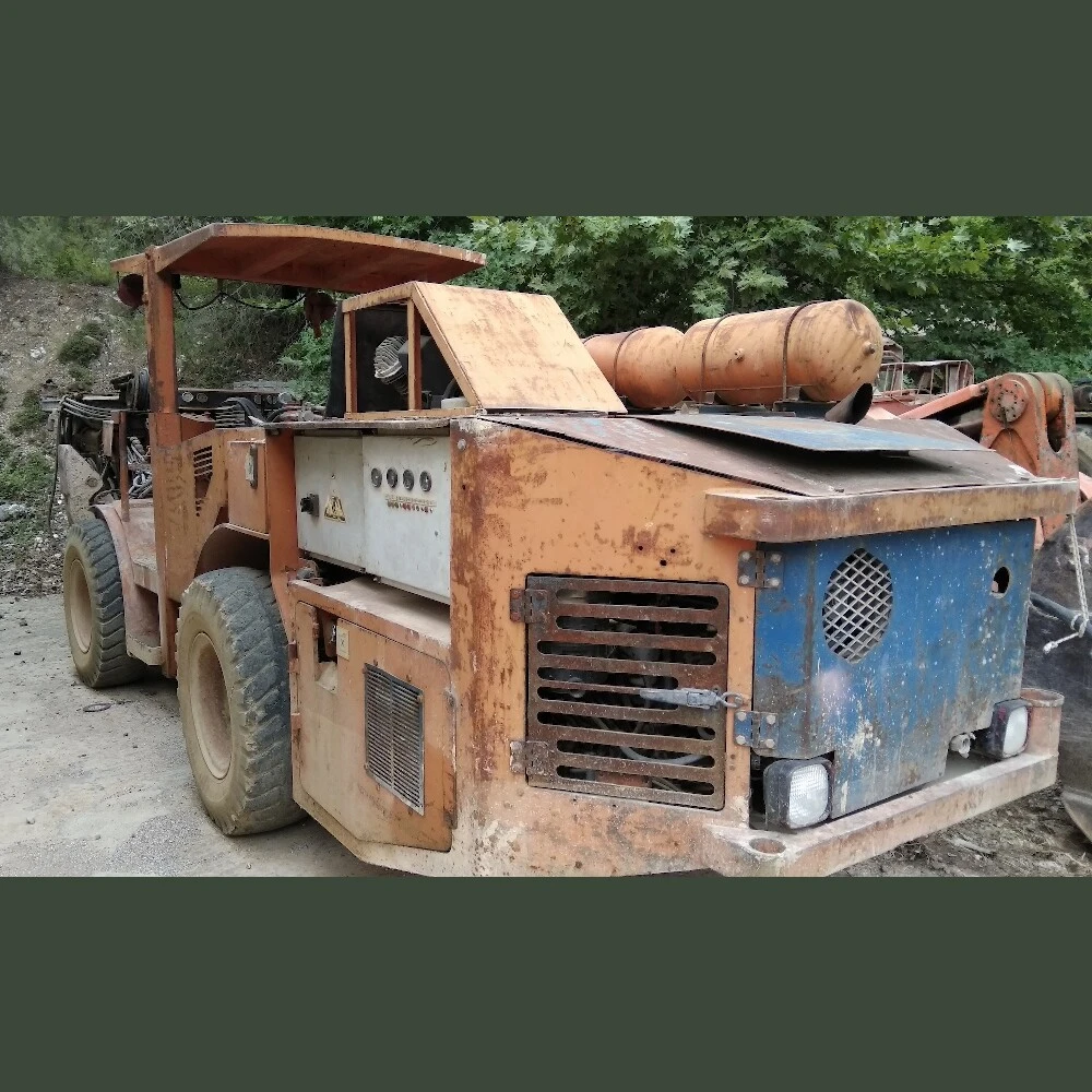 USED 2003 TAMROCK ROBOLT 05