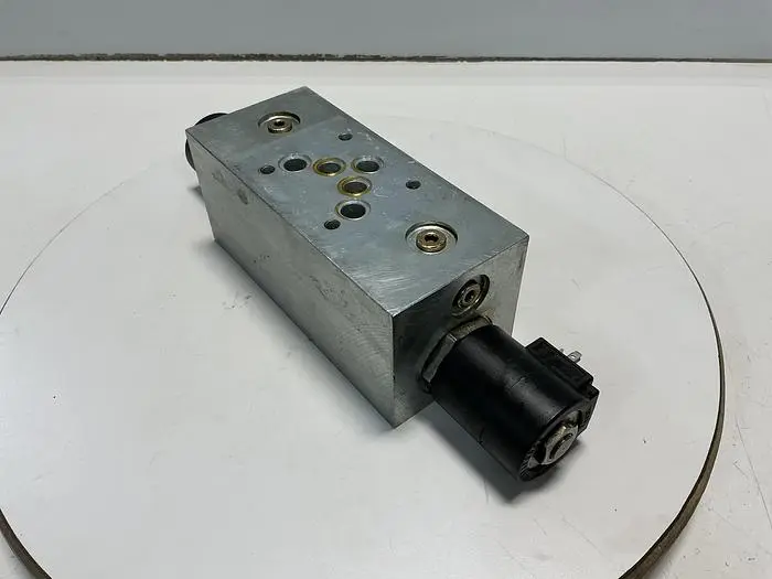 Used HYDRA FORCE HF960819 Valves/Fittings Michigan US | Ideal Machinery #774919