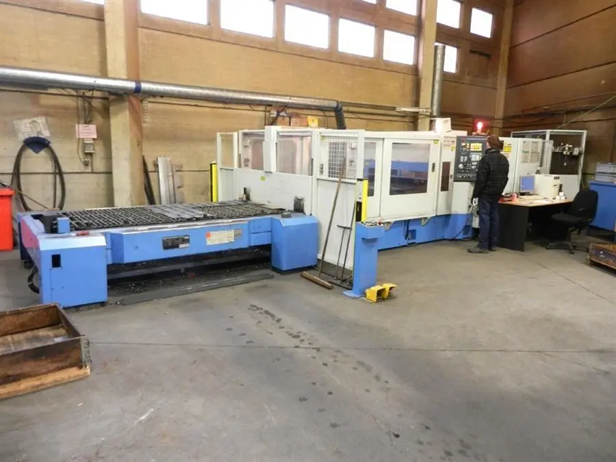 USED MAZAK SUPERTURBO X48 MK II 1250 X 2500 MM 4 KW