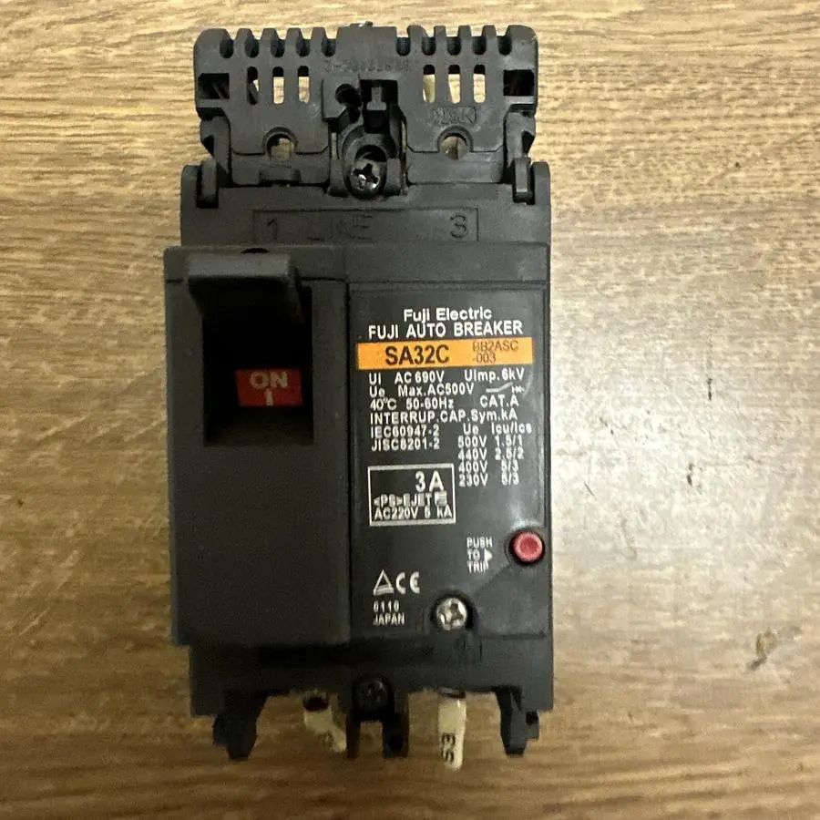 USED FUJI ELECTRIC SA32C BB2ASC-003