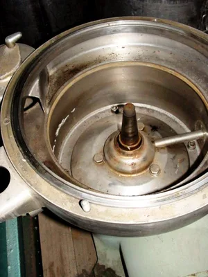 Westfalia SA 7-06-076 clarifier parts machine.