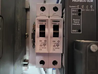USED SIEMENS 5SX21