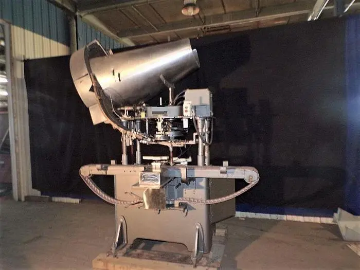 Used RESINA LC 120 Cappers Chuck - Single Head Oregon US | Ager Tank & Equipment Co. #1060594