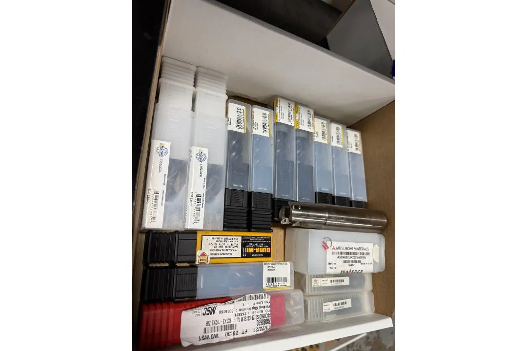 Used _UNKNOWN_ _UNKNOWN_ Carbide Endmills Utah US | KD Auctions #1549351