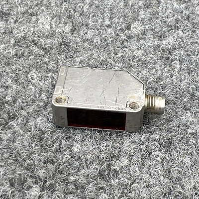 Used SICK WL8G-P2231 Photoelectric Sensors California US | Davliegogo LLC #1705854