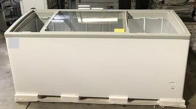 171-0001 72” Self Contained Chest Freezer Display Case