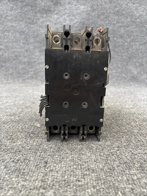 Used ABB UXAB728131R133 Circuit Breaker Parts California US | Davliegogo LLC #1706697