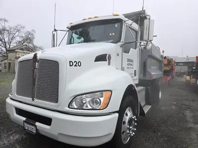 USED 2020 KENWORTH T270