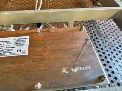 Used SARTORIUS MINEBEA INTEC STAINLESS STEEL SCALE 24" X 24" W/ CAIS1-U, 300 LBS Scales California US | Equipment Lab #1394842