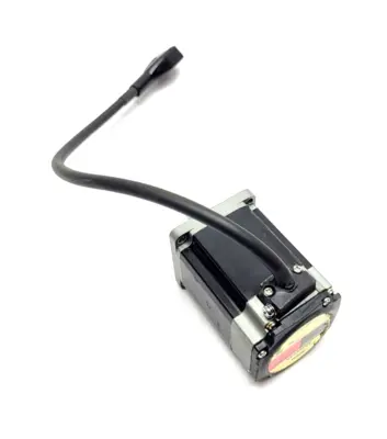 USED ORIENTAL MOTOR CLOSED LOOP STEPPER MOTOR DC INPUT 2.36 IN. (60 MM)