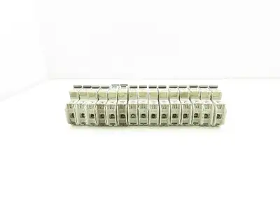 Merlin Gerin C60N Circuit Breaker 1 Pole 240V 15A-Type C Lot of 15