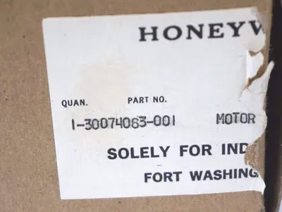 NEW HONEYWELL 30074063-001 MOTOR 30074063001
