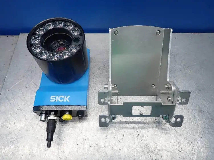 Used SICK V2D652RMCXXF6 Electrical Fittings Ohio US | HGR 24 #747291