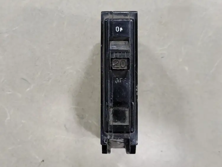 Used SQUARE D QO120 Switchgears British Columbia CA | Lenmark #242323