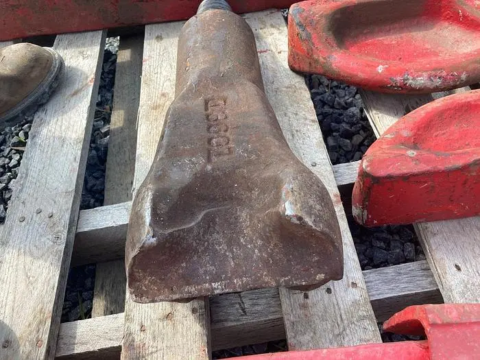 Used AFTERMARKET 7" CHISEL BIT FOR CABLE TOOL Other Cutting Tools Pennsylvania US | East West Machinery & Drilling #1417321