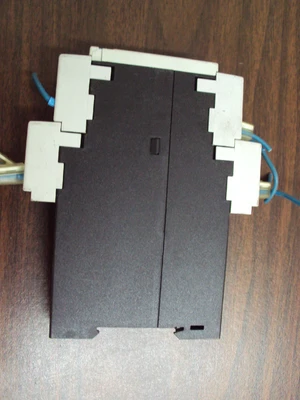 Siemens 3TK2824-1BB40 Siguard Safety Guard Relay