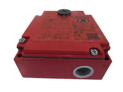 NEW TELEMECANIQUE XCSE7313 SAFETY LIMIT SWITCH