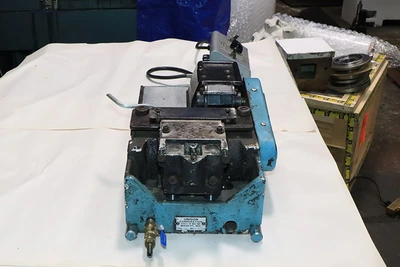Used Unison-Dedtru MODEL C ATTACHMENT, WITH VARI-SPEED CONTROL Centerless Grinders New Jersey US | Machinery Values #1285801