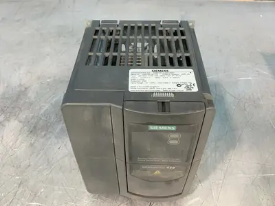 Used SIEMENS 6SE64202UDD222BA1 Variable Speed Drives Ohio US | HGR 24 #1545325