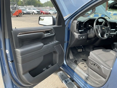 Used 2024 CHEVROLET SILVERADO 1500 Pickup Trucks Michigan US | Miedema Asset Management Group #1316031