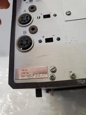 USED MITUTOYO 122L