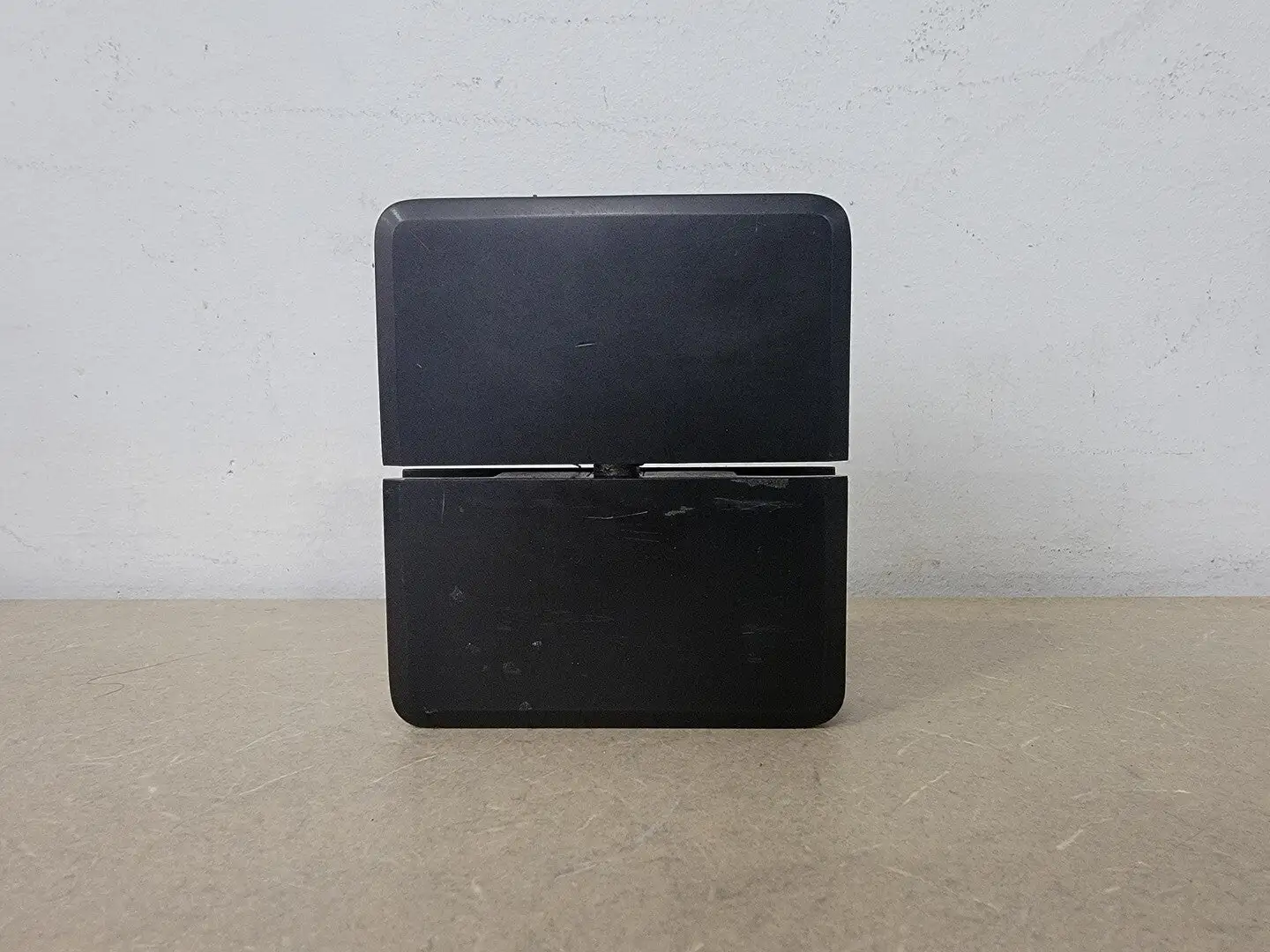 Prima Series, Glass-To-Glass Mount Hinge