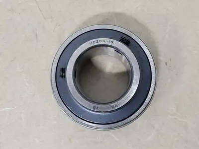 NEW KOYO UC206-19